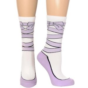 NEW White Swan Ballerina Socks Ballet Shoe Purple White